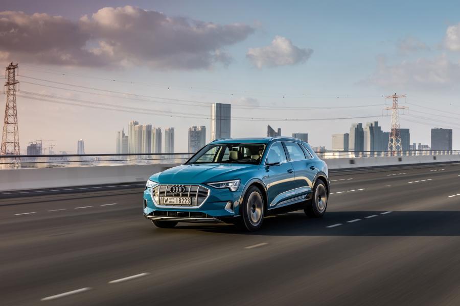  Audi e-tron 55 Quattro 2019 года  (WW) (фото 153 из 452)